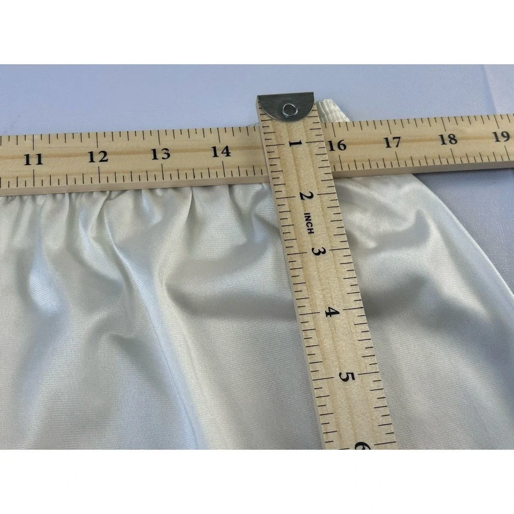 VTG Vanity‎ Fair Cream Silky Half Slip 2XL Lace Lingerie Classic  Romantic